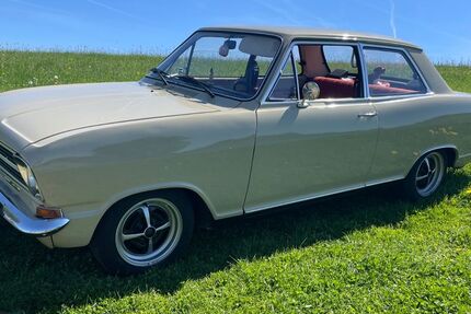 Opel Kadett 85.320 km 7.888 &euro; Wipperfürth 51688