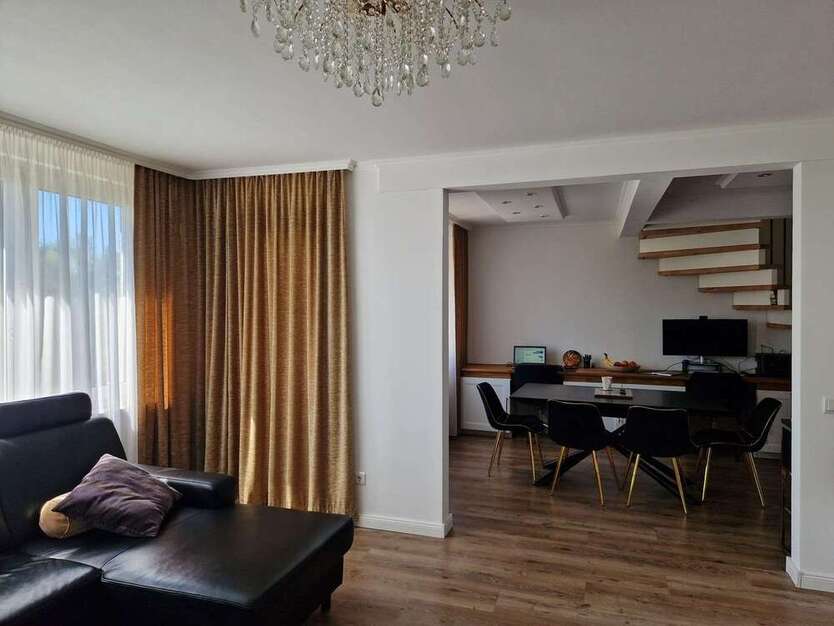 Wohnung zum Kaufen in Düsseldorf 419.000 € 124 m²