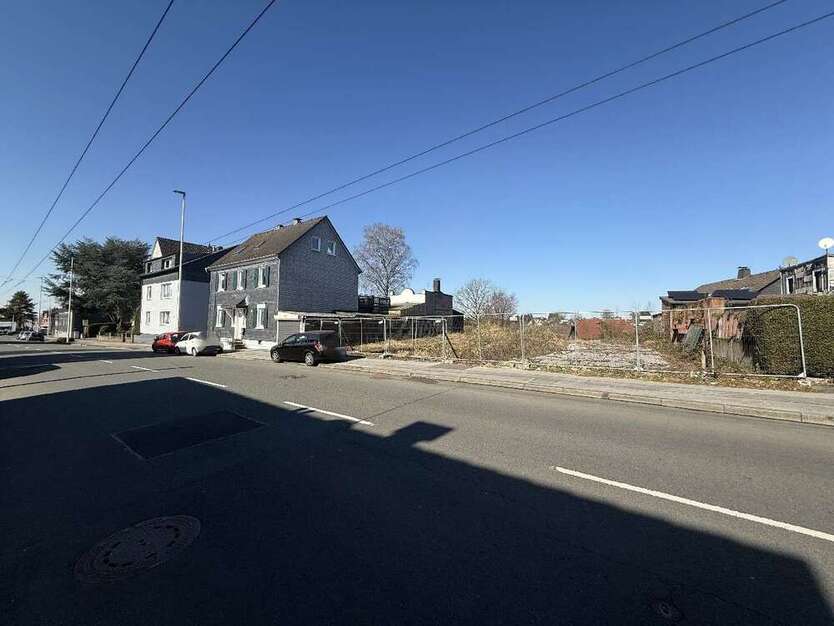 Grundstück zu verkaufen in Solingen 420.000 € 1131 m²