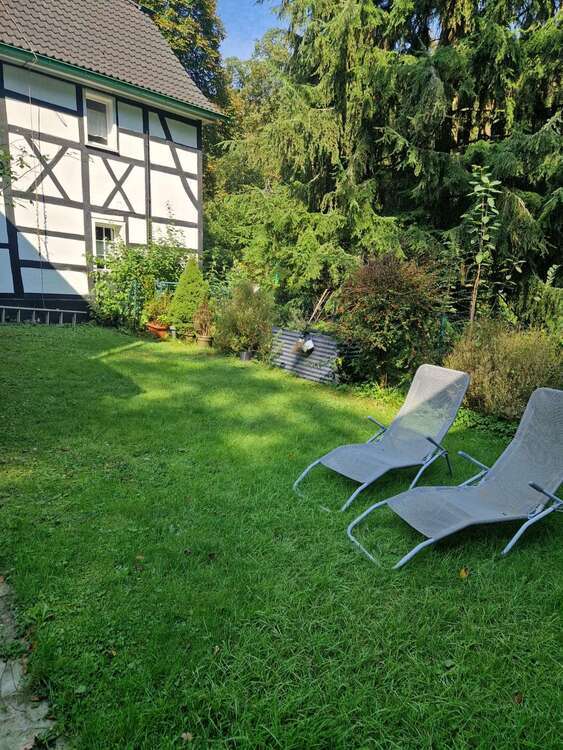 Haus zum Kaufen in Solingen 259.000 € 168 m²