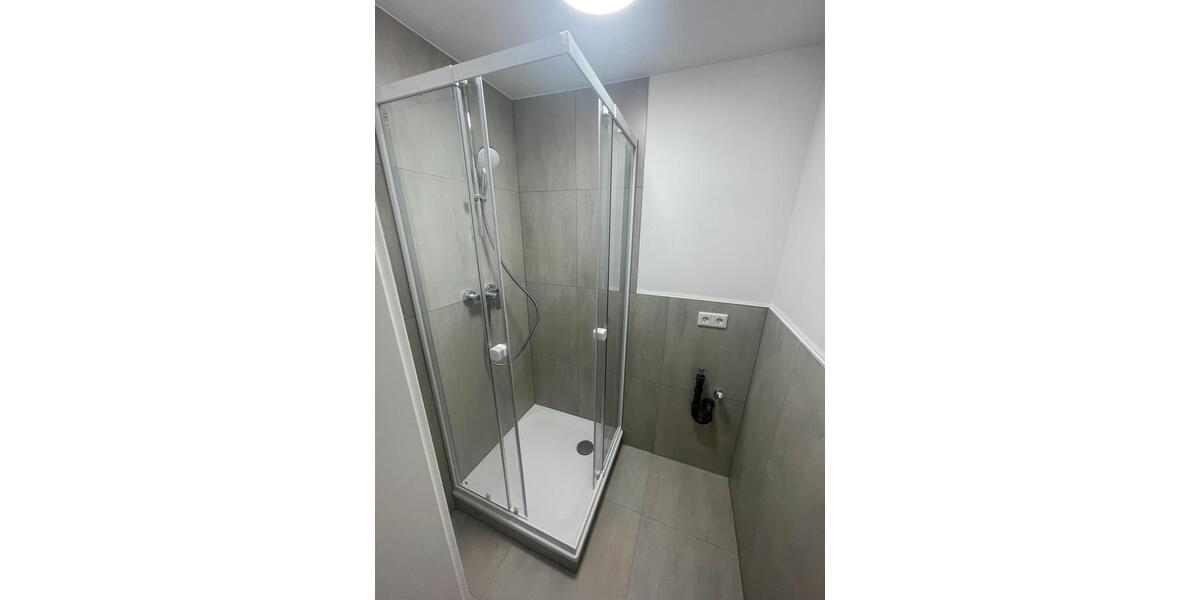 Etagenwohnung Düsseldorf Stadtmitte - 4 Zimmer, 120 m&sup2;, 737&euro; | Angebot:25718233