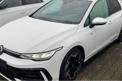 VW Golf 15.745 km 31.950 € Langenfeld 40764