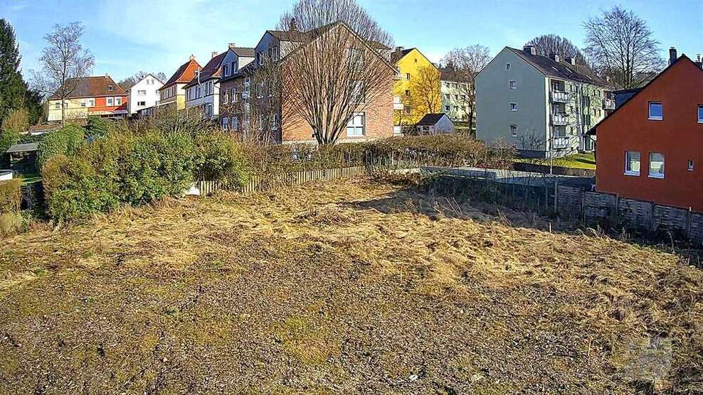 Grundstück zu verkaufen in Solingen 105.000 € 216 m²