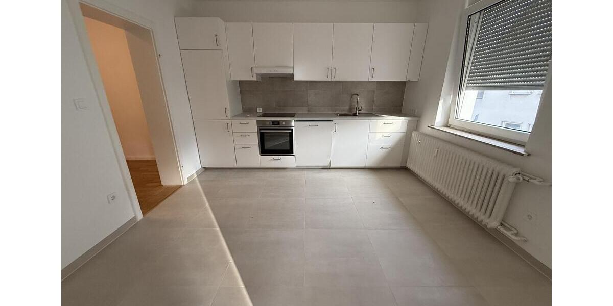 Etagenwohnung Bergisch Gladbach Gronau - 5 Zimmer, 135 m&sup2;, 1.700&euro; | Angebot:25646820