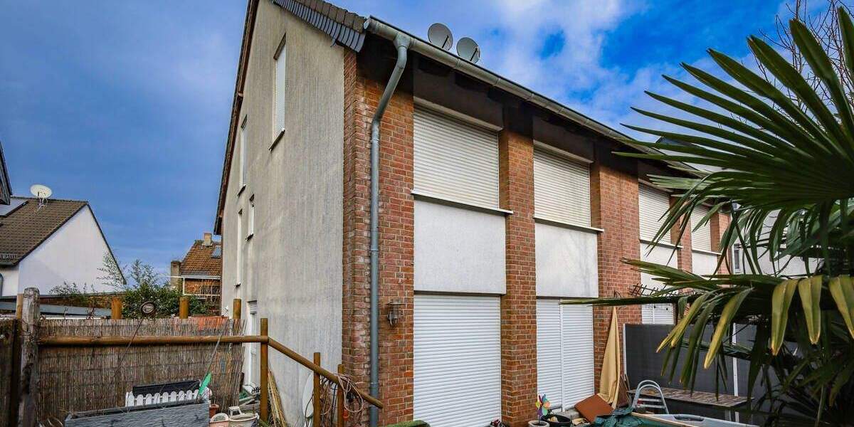 Doppelhaushälfte Solingen Solingen-Mitte - 5 Zimmer, 147 m&sup2;, 450.000&euro; | Angebot:24836304