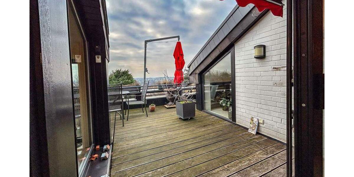 Galerie Wohnung in begehrter Lage von Leichlingen 5 zimmer