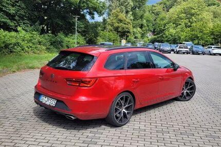 Seat Leon 71.000 km 23.200 &euro; Solingen 42659