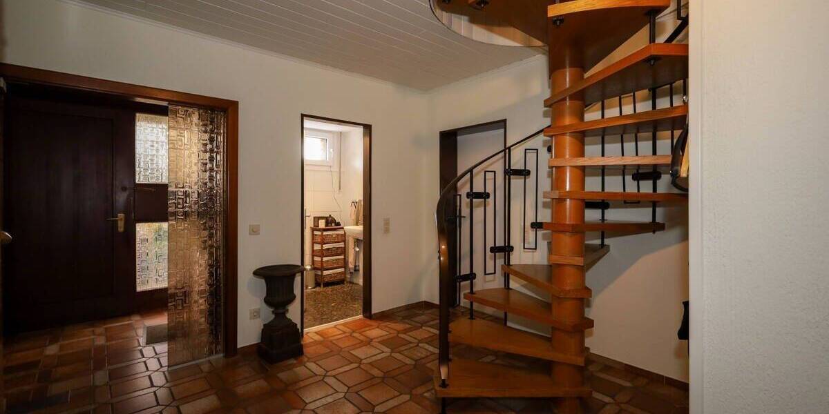 Citynah wohnen - zeitlos elegant, großzügig, offen gestaltet. 7 zimmer