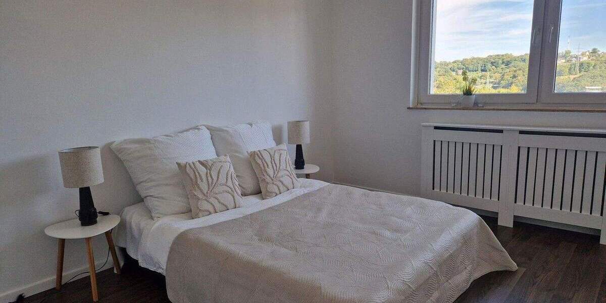 Renovierte 3-Zimmer-Wohnung mit Balkon & Garage - provisionsfrei 3 zimmer