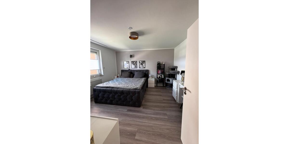 Etagenwohnung Leverkusen Alkenrath - 3 Zimmer, 70 m&sup2;, 1.090&euro; | Angebot:26439650
