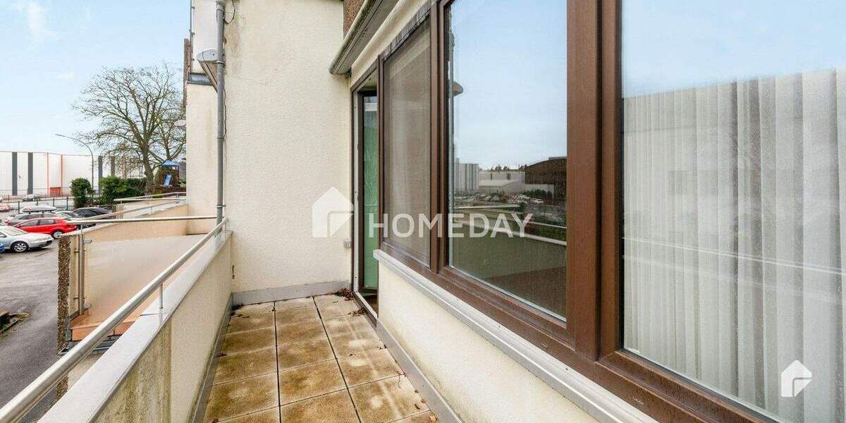 Bezugsfrei! Großzügige 6-Zimmer-Wohnung mit Balkon, EBK und 4 Stellplätzen in Wetter (Ruhr) 6 zimmer