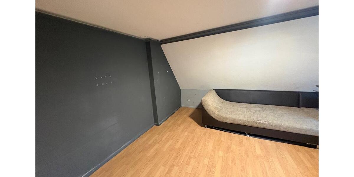 Dachgeschoßwohnung Hagen Hagen-Mitte - 3 Zimmer, 80 m&sup2;, 600&euro; | Angebot:26464146