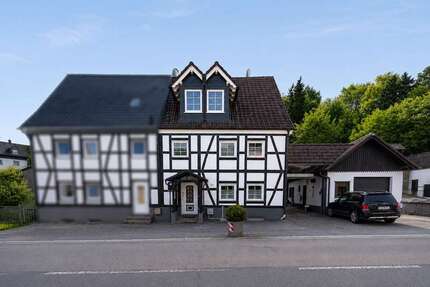 Haus Gummersbach Hepel - 8 Zimmer, 173 m&sup2;, 365.000&euro; | Angebot:26786705