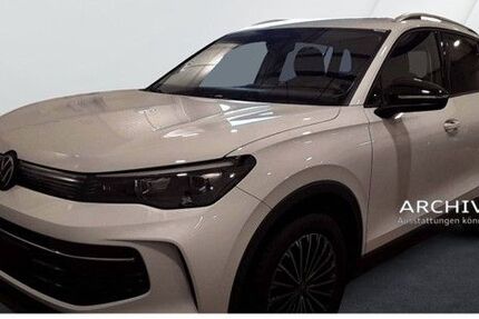 VW Tiguan 22.836 km 33.988 &euro; Leverkusen 51379