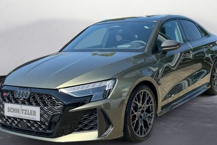 Audi RS3 2.000 km 82.980 &euro; Hilden 40721