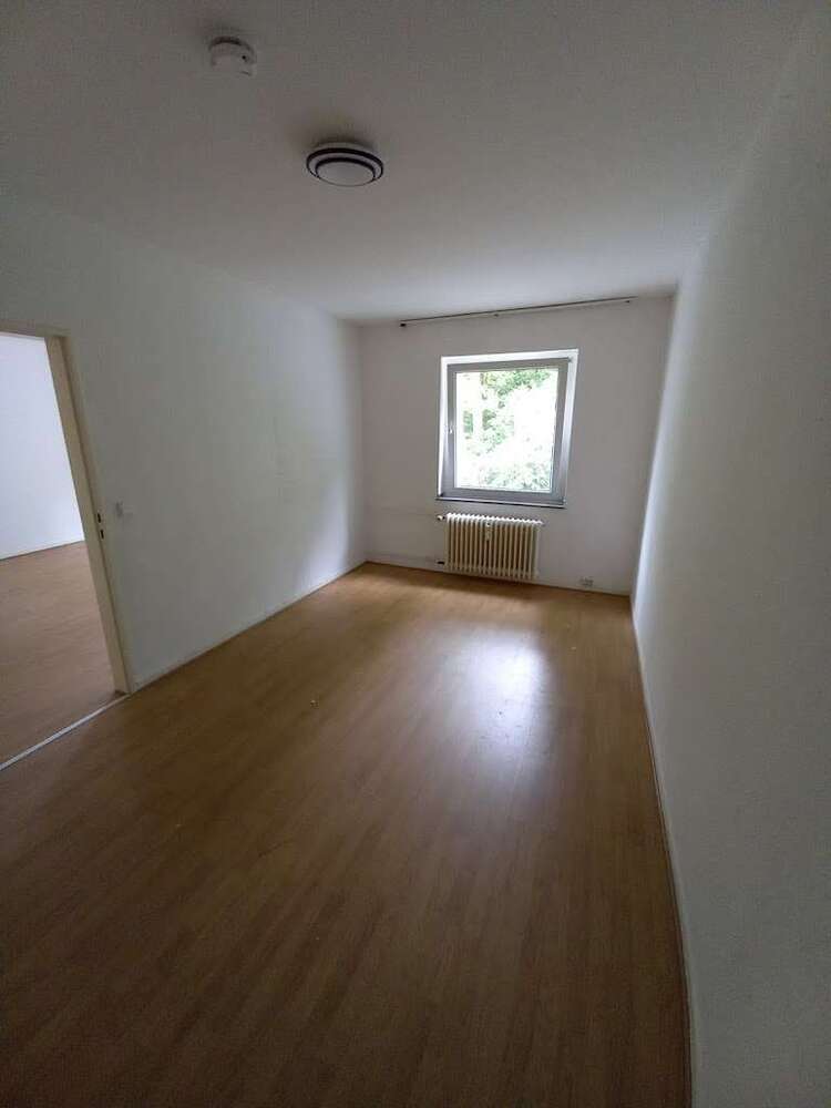 Wohnung zum Mieten in Köln 324 € 36 m²