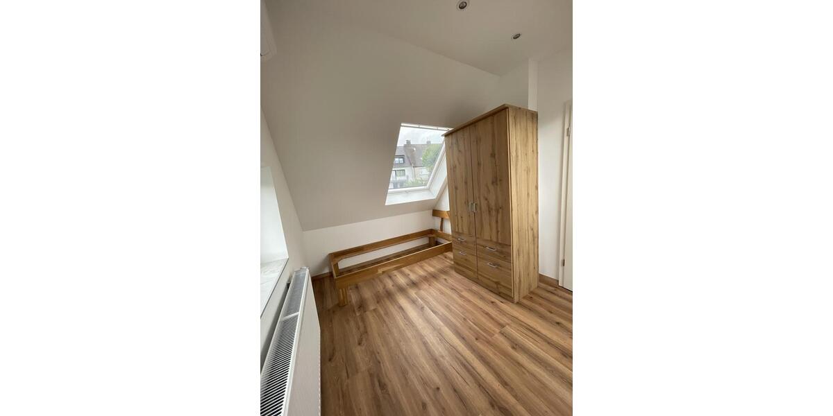 Erstbezug!! Wohnung mit 5 Zimmern im idyllischen Grün, möblierte Vermietung in einer Top-Lage 5 zimmer