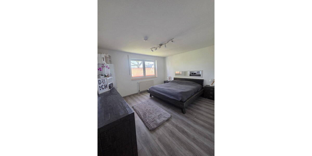 Etagenwohnung Velbert Neviges - 4 Zimmer, 100 m&sup2;, 278.600&euro; | Angebot:26385752