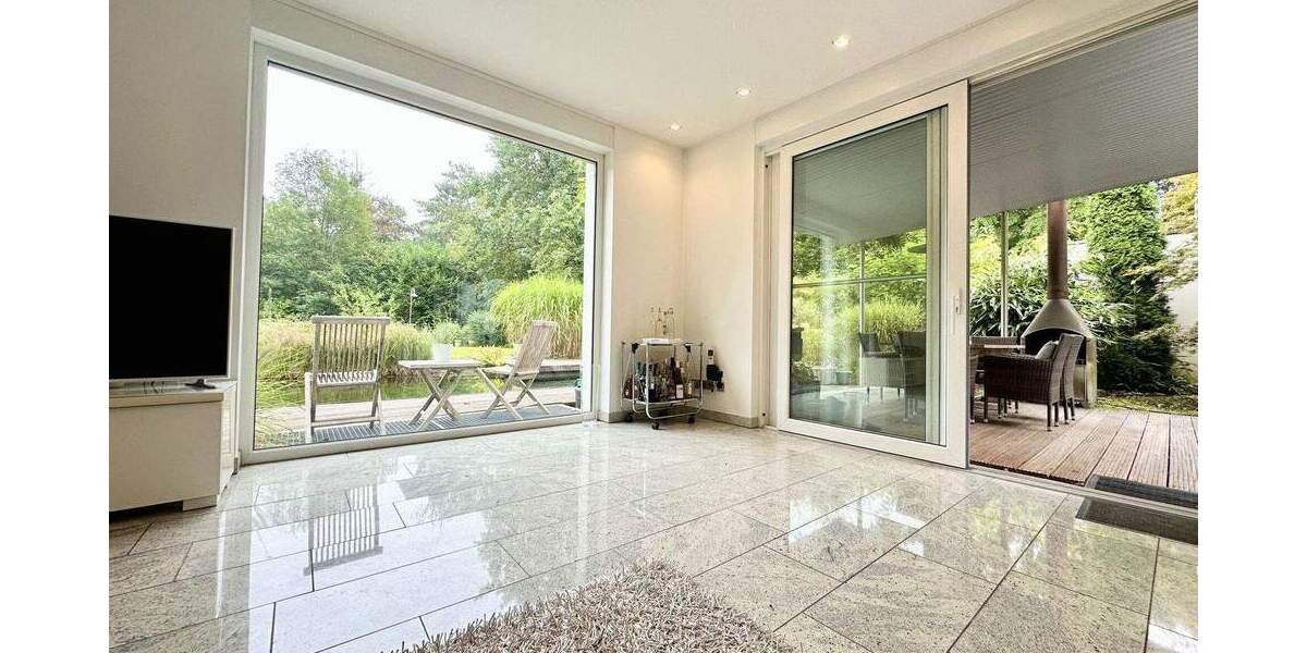 Mehrfamilienhaus, Wohnhaus Düsseldorf Garath - 1 Zimmer, 350 m&sup2;, 1.690.000&euro; | Angebot:25775354