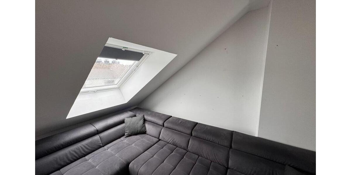 Dachgeschoßwohnung Wuppertal Gemarkung Elberfeld - 3.5 Zimmer, 80 m&sup2;, 800&euro; | Angebot:26413541