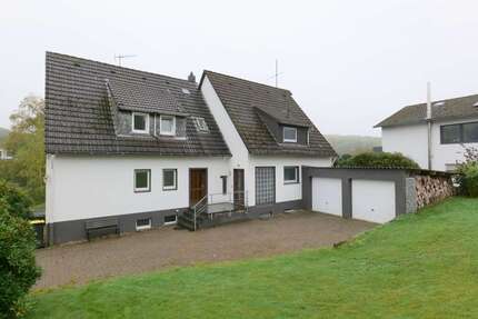 Haus Wuppertal Gemarkung Ronsdorf - 10 Zimmer, 234 m&sup2;, 445.000&euro; | Angebot:25526229