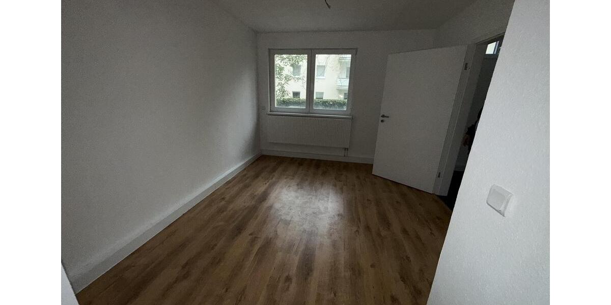 Erdgeschosswohung – Erstbezug, barrierefrei & energetisch saniert in Wuppertal-Langerfeld 2 zimmer