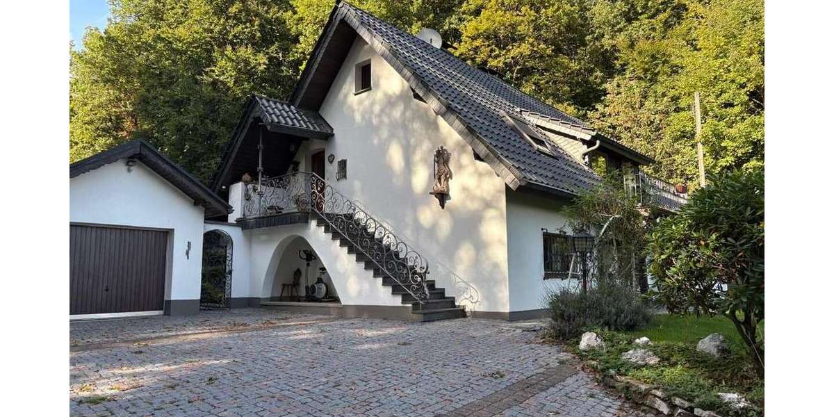 Haus zum Kaufen in Bergisch Gladbach 649.000 € 141 m² 5 zimmer