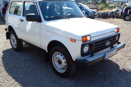 Lada Niva 14.700 km 15.500 &euro; Radevormwald 42477