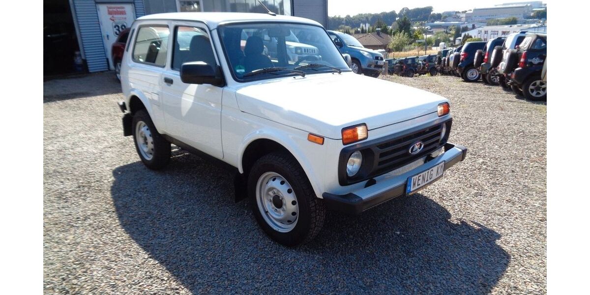 Lada Niva 14.700 km 15.500 &euro; Radevormwald 42477