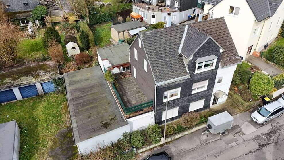 Haus zum Kaufen in Remscheid 329.000 € 220 m²