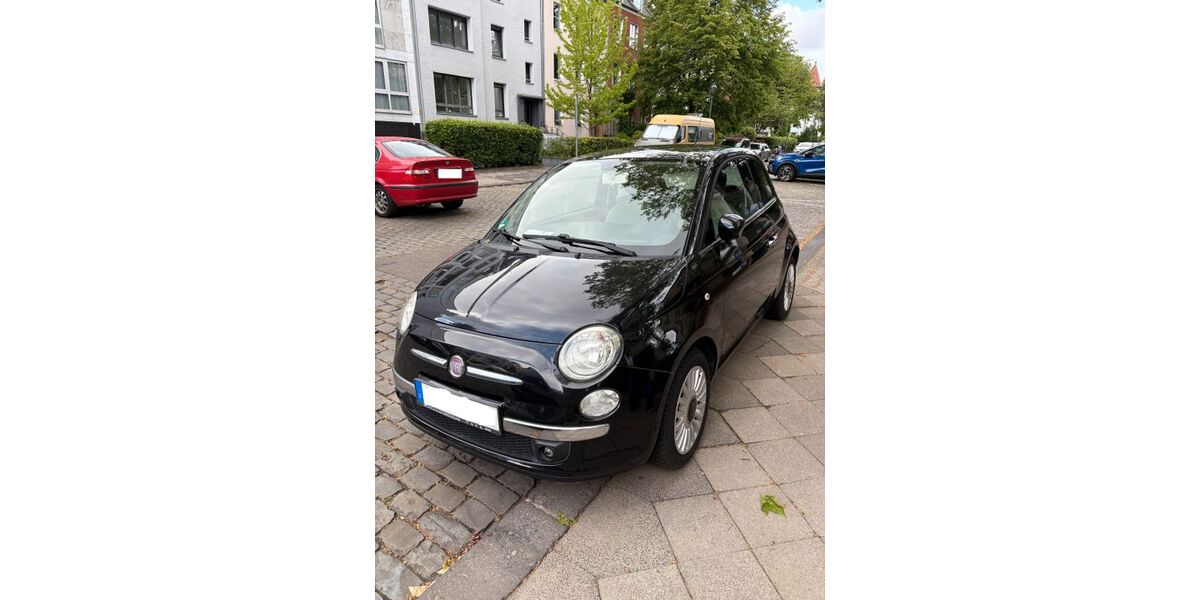 Fiat 500 47.826 km 6.850 &euro; Düsseldorf 40215