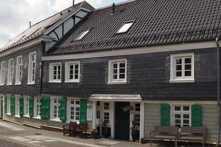 Wohnung Remscheid Lüttringhausen Lüttringhausen - 5 Zimmer, 132 m&sup2;, 295.000&euro; | Angebot:26871924