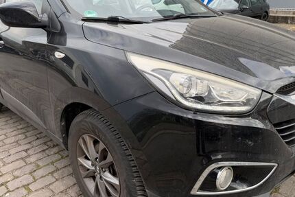 Hyundai ix35 299.000 km 4.750 &euro; wuppertal 42285