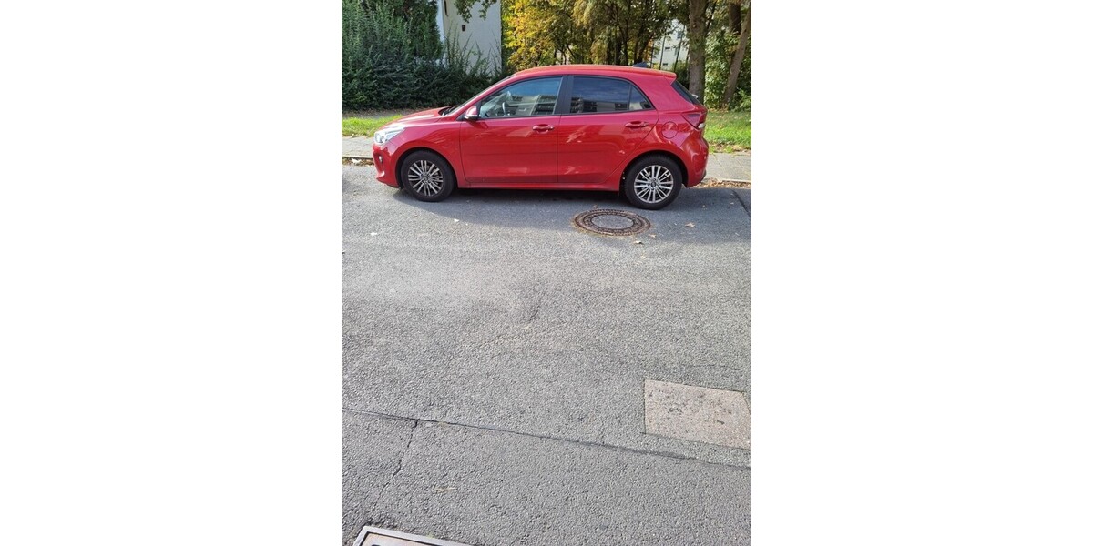 Kia Rio Limousine 35.500 km 13.000 &euro; Offenbach 