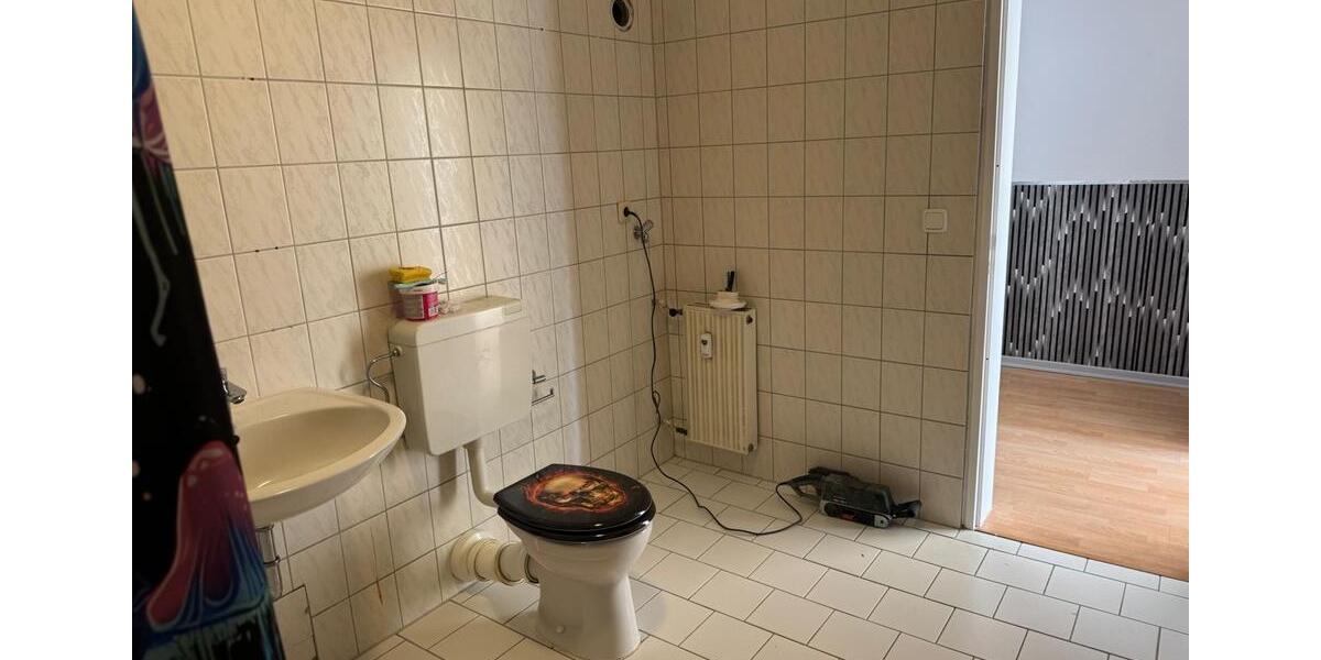Etagenwohnung Bergisch Gladbach Gronau - 2 Zimmer, 71 m&sup2;, 185.000&euro; | Angebot:25765745