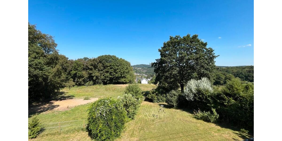 Einfamilienhaus Overath - 7 Zimmer, 350 m&sup2;, 1.300.000&euro; | Angebot:27217224