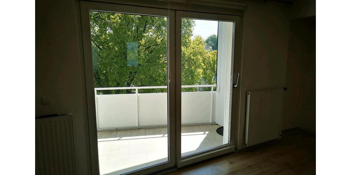 Dachgeschoßwohnung Velbert Velbert-Mitte - 2 Zimmer, 62 m&sup2;, 149.000&euro; | Angebot:26951471