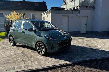 Hyundai i10 7.899 km 18.499 &euro; Bergisch gladbach 51429
