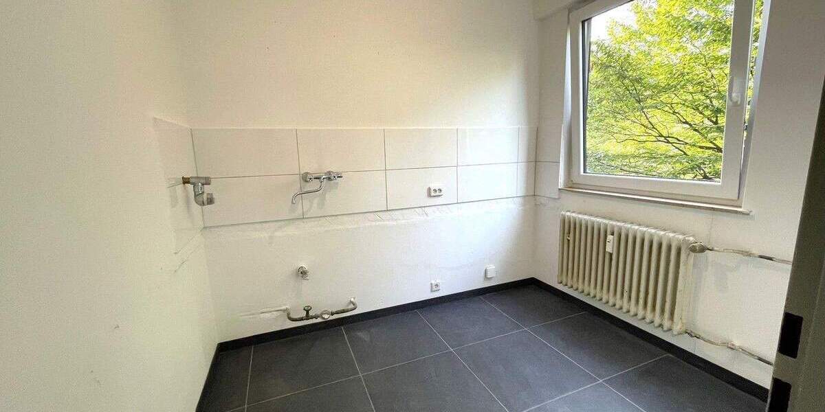 Etagenwohnung Wuppertal Barmen - 2 Zimmer, 64 m&sup2;, 550&euro; | Angebot:25870156