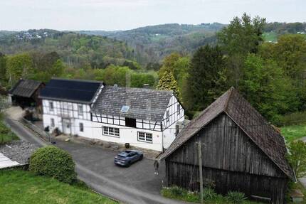 Haus Overath Steinenbrück - 6 Zimmer, 160 m&sup2;, 249.000&euro; | Angebot:26474675