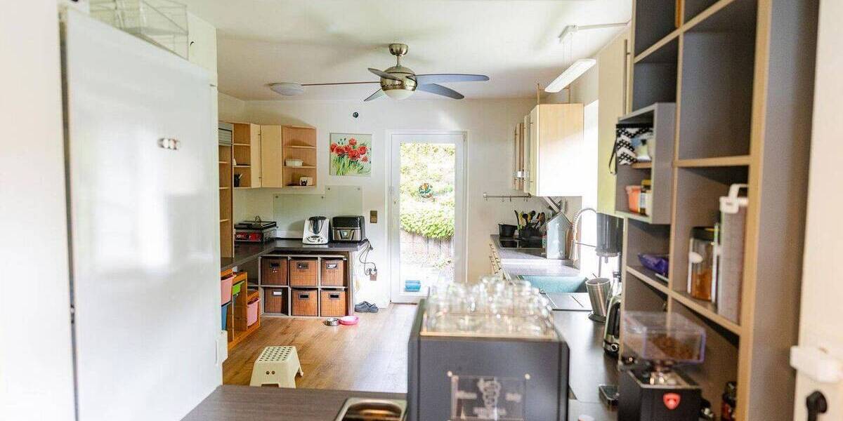 Viel Platz auf 3 Ebenen: großzügige DHH Haus Doppelgarage, PV, naturnahe Lage in Remscheid-Hasten 7 zimmer