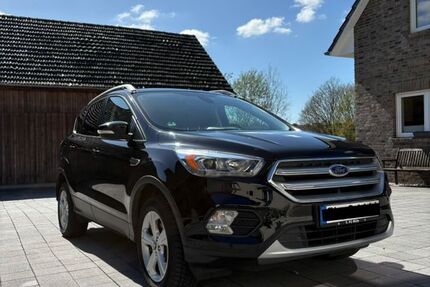Ford Kuga 83.000 km 12.500 &euro; Overath 51491