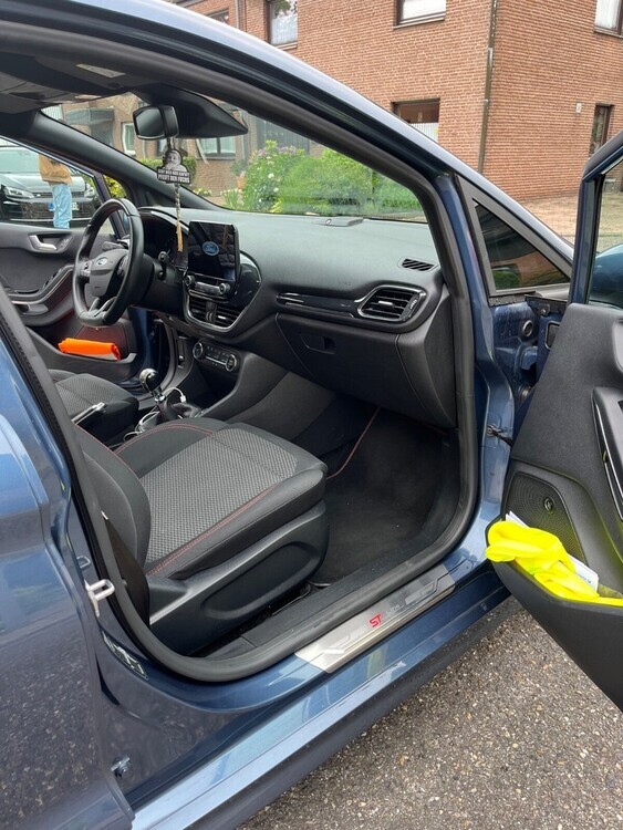 Ford Fiesta st line 95.143 km 14.900 € Sprockhövel 45549