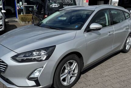 Ford Focus 79.274 km 16.987 &euro; Wipperfürth 51688