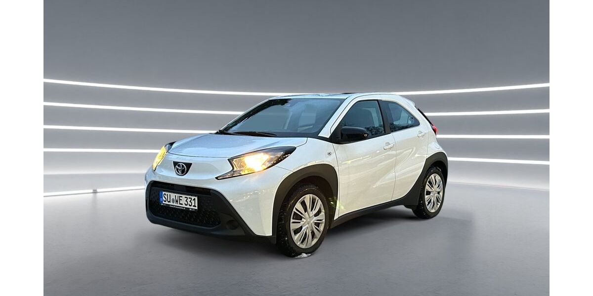 Toyota Aygo (X) 12.265 km 15.990 &euro; Remscheid 42859