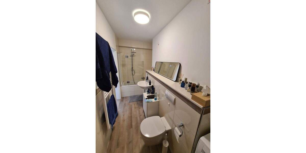 Etagenwohnung Düsseldorf Pempelfort - 4 Zimmer, 95 m&sup2;, 1.400&euro; | Angebot:25372430