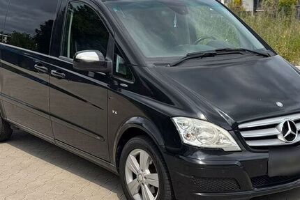 Mercedes Viano