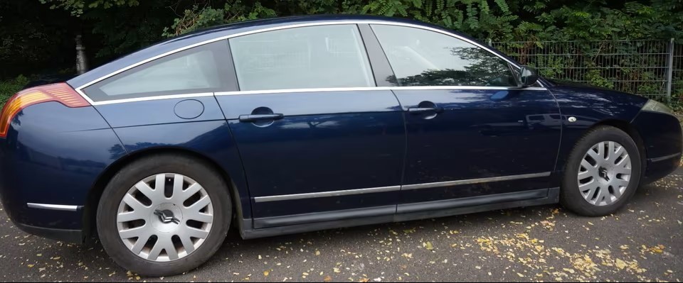 Citroen C6 259.200 km 3.900 &euro; Düsseldorf 40213