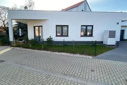 Schickes, modernes Wohnhaus im Neubaustil direkt im Stadtzentrum!
