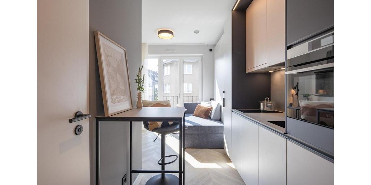 Modernes, voll möbliertes Studio in Top-Lage Düsseldorf -ab 01.02 1 zimmer